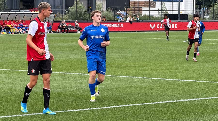 Barendrecht start voorbereiding met zege op Jong Feyenoord