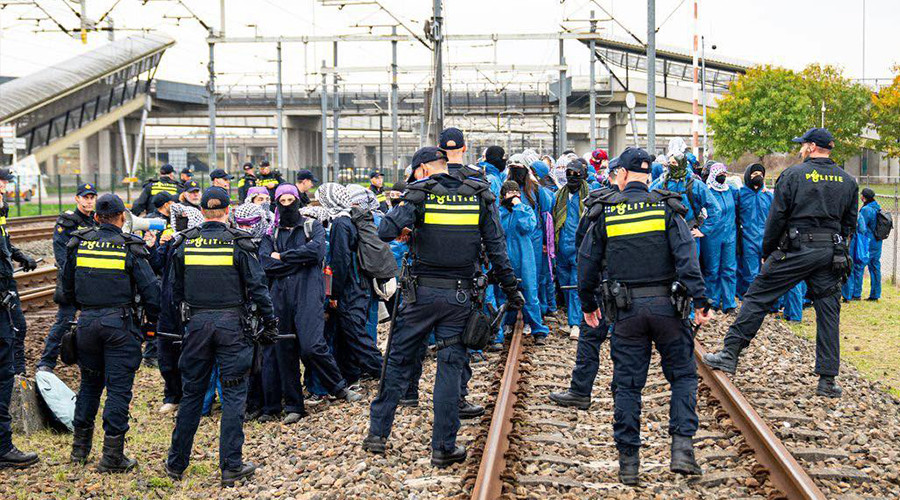 Barendrechtse wethouder verplaatst demonstratie bij het Vaanplein