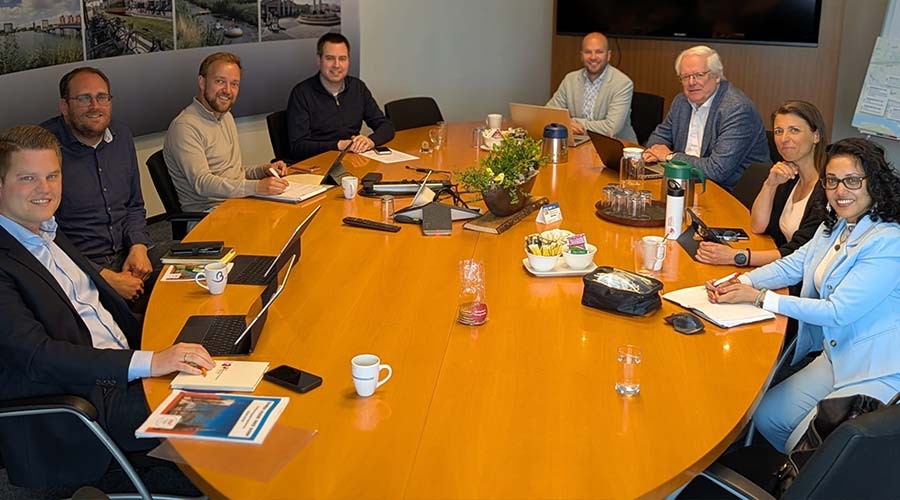 Formatieproces in Barendrecht; eerst over inhoud dan over de poppetjes