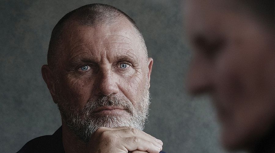 John de Wolf op bezoek bij The Read Shop Barendrecht