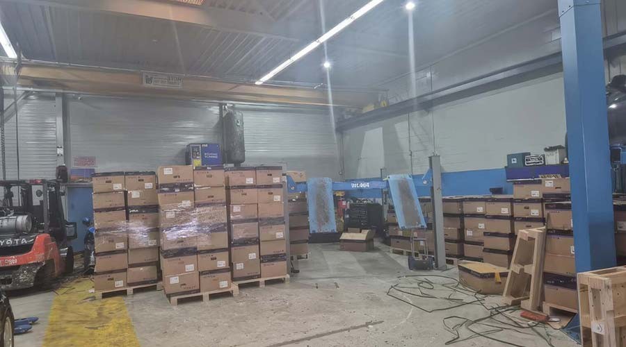 Gestolen lading ter waarde van 450.000 euro in loods in Barendrecht