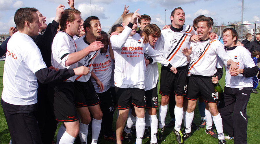 Oud-Smitshoek komt weer samen voor reüniewedstrijd