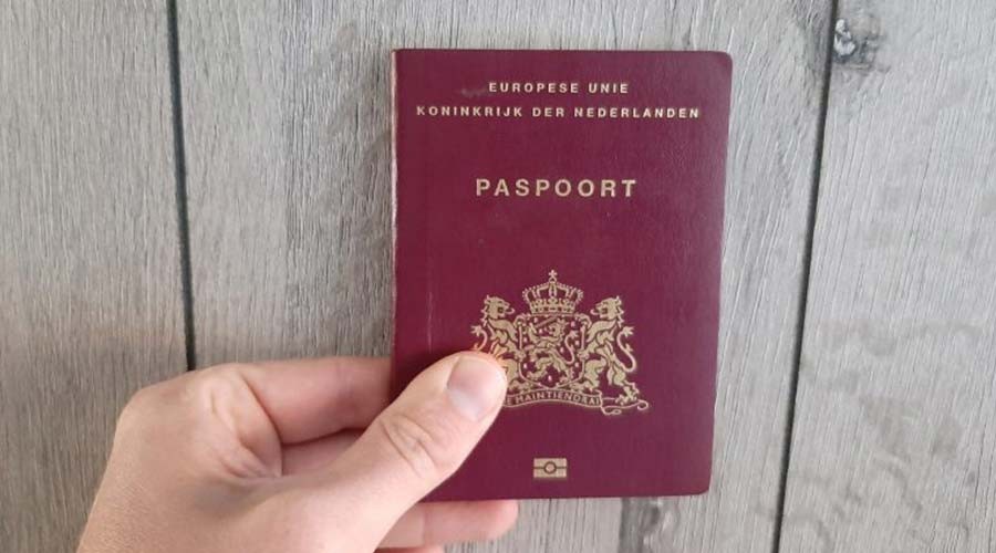 Vernieuw op tijd uw reisdocument in Barendrecht