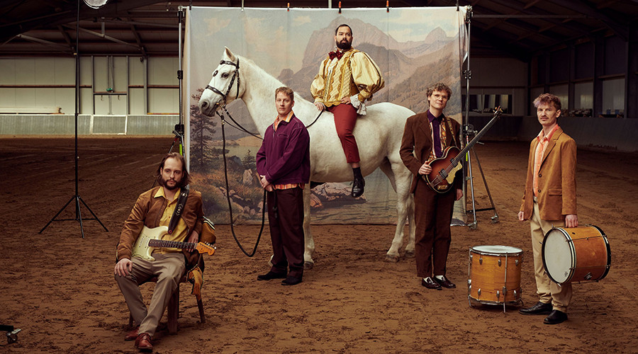 The Best of Peter van Rooijen & band in Theater het Kruispunt