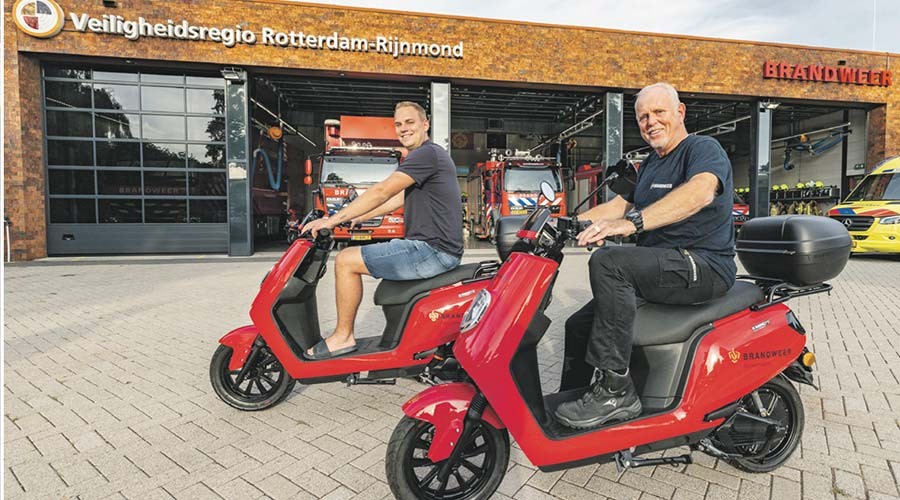 Snel naar de kazerne!