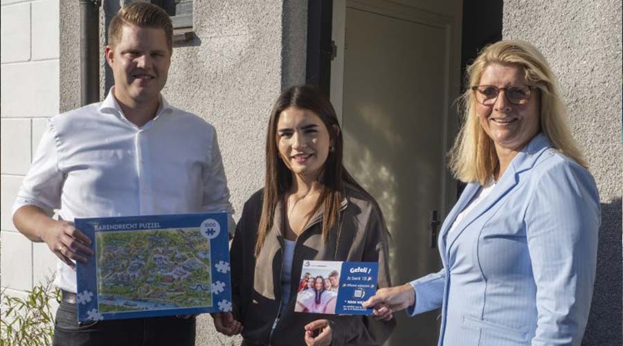 Verjaardagskaart helpt Barendrechtse jeugd op weg naar volwassenheid