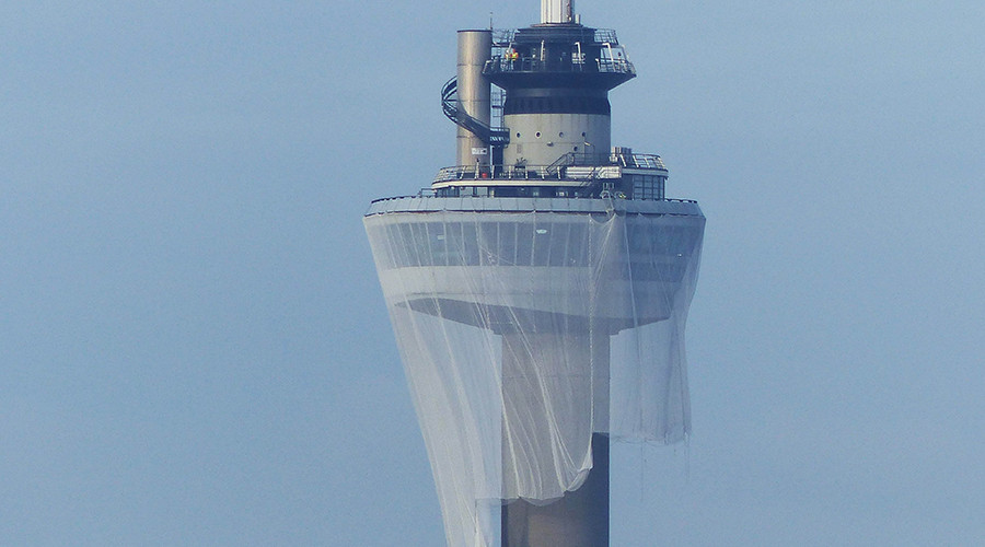 Kraaiennest Euromast ingepakt in verband met opknapbeurt