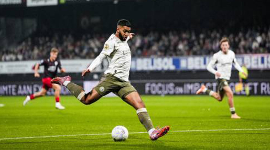 Dapper Excelsior op eigen veld toch onderuit tegen PSV