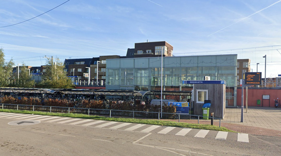 mainImage