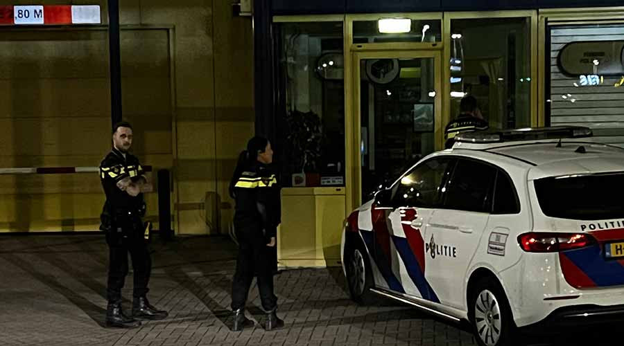 Dagblad010 | Politie Onderzoekt Pand Van AllSafe Mini-opslag Na ...