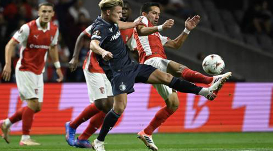 Zwak Feyenoord in slotfase onderuit in Braga bij start Europa League