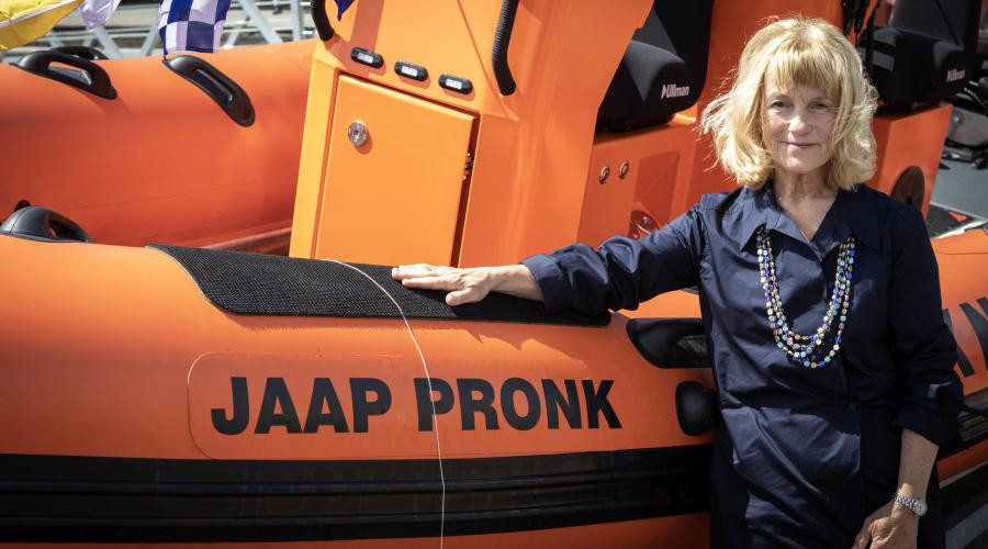 KNRM Scheveningen eert oud-schipper met reddingboot 'Jaap Pronk'