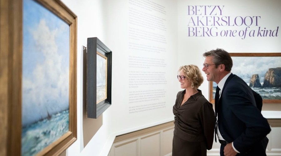 Expositie over zeeschilder Betzy Akersloot-Berg geopend in Den Haag