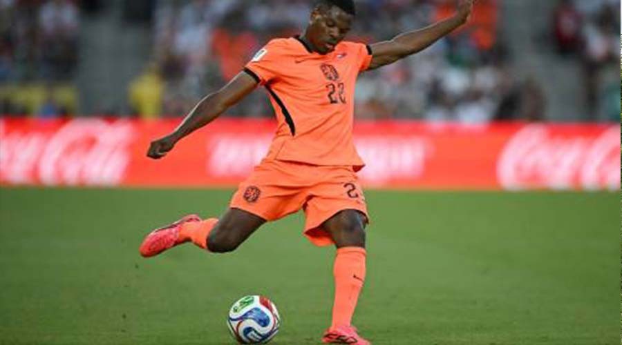 Kassa voor Smitshoek en Barendrecht; transfer Dumfries is rond