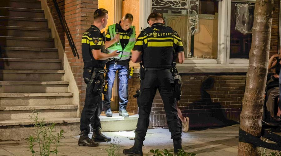 Explosie bij woning aan Flakkeesestraat in Rotterdam-Zuid
