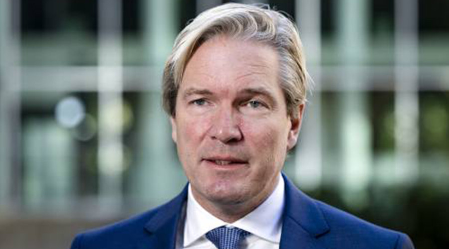 Minister kijkt met vakbond naar extra wapenuitrusting agenten
