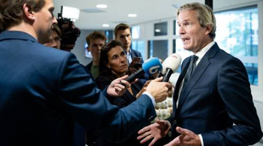 Van Oosten: 'Ik las NCTV-advies extremisme niet voor vragenuur'
