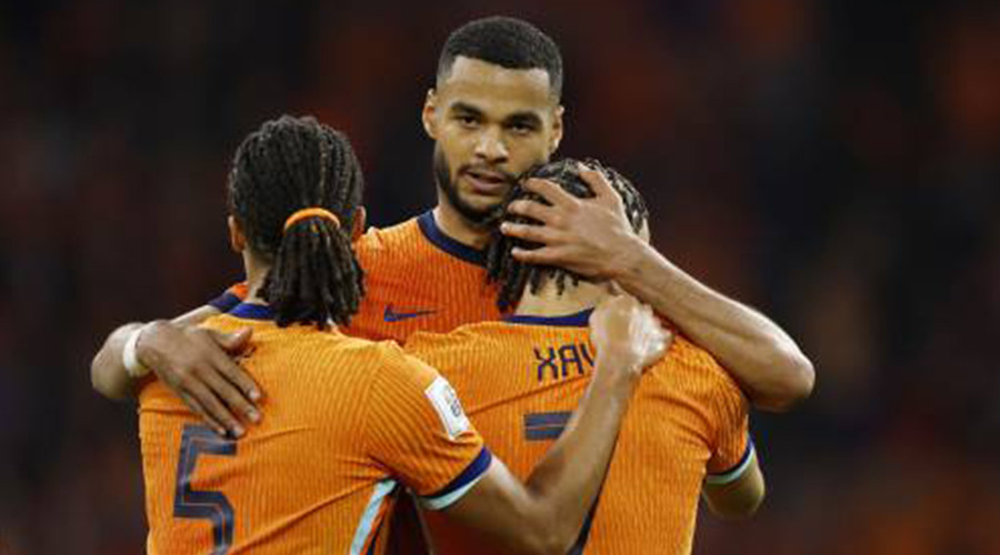 Oranje heeft ticket voor WK bijna binnen na ruime zege op Finland
