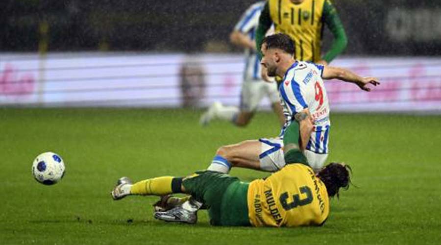 ADO Den Haag verliest duel met Heerenveen onder barre omstandigheden