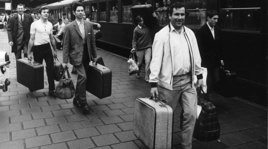 Tentoonstelling op Lange Voorhout belicht 60 jaar arbeidsmigratie