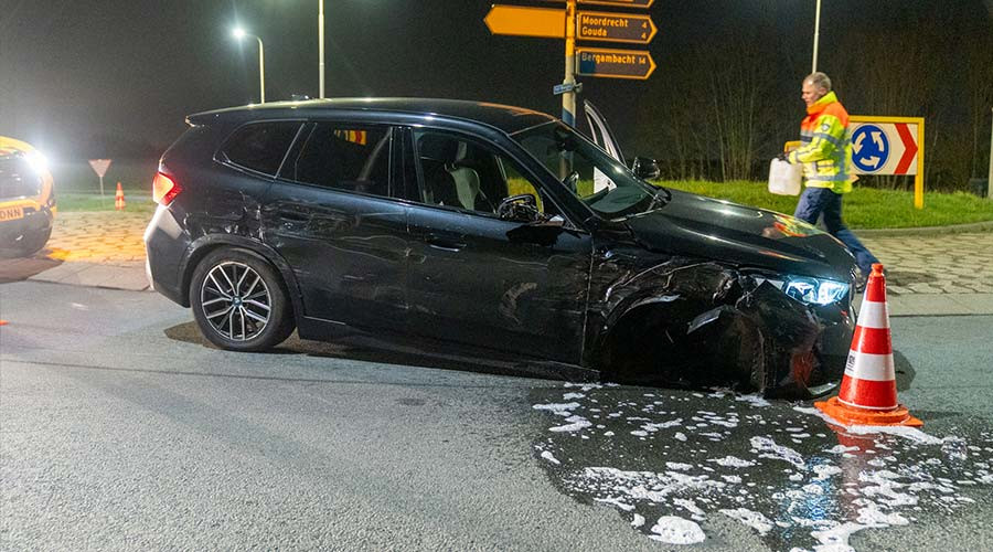 Auto weggesleept na achtervolging in Gouda