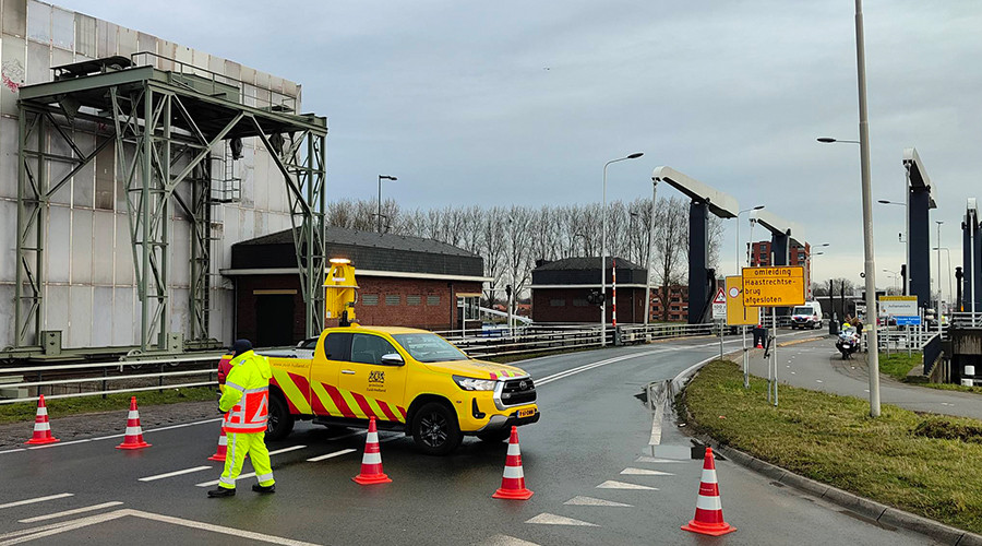 Gouda Vitaal bezorgt over verkeerschaos/onveiligheid bij Julianasluis