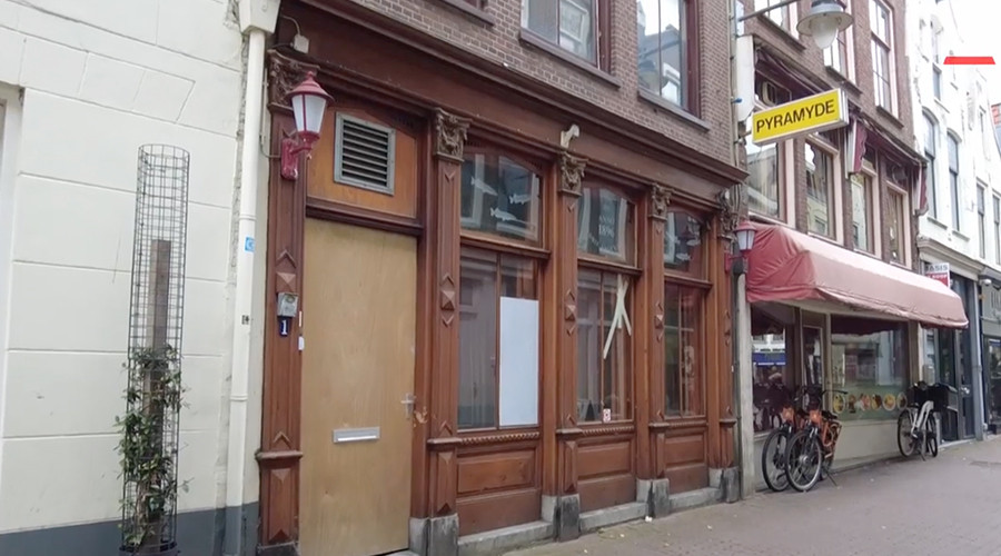 Pand van voormalig café 'De Drie Snoekjes' in Gouda verkocht