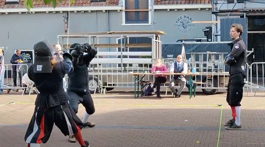 Sint Michielsgilde toont historische schermkunst in Gouda