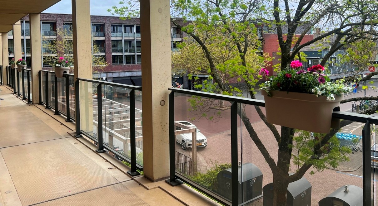 Koffie in de buurt aan de Coosje Ayalstraat