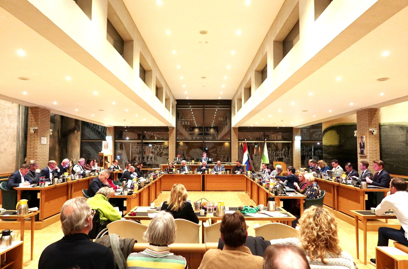 Gemeenteraad akkoord met flexwoningen en eigen woonsysteem