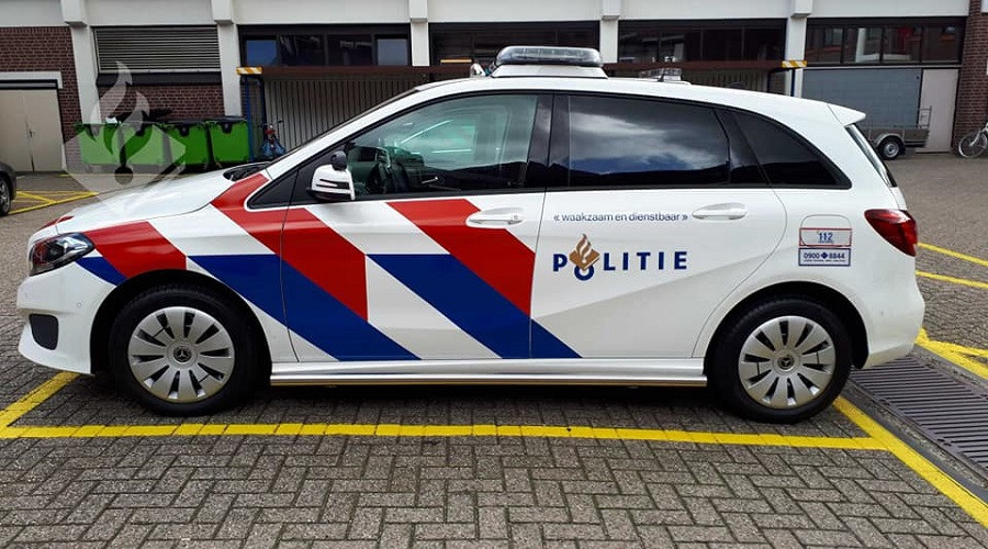 Politie naar de Korte Baan in Steenwijk vanwege aanrijding met letsel