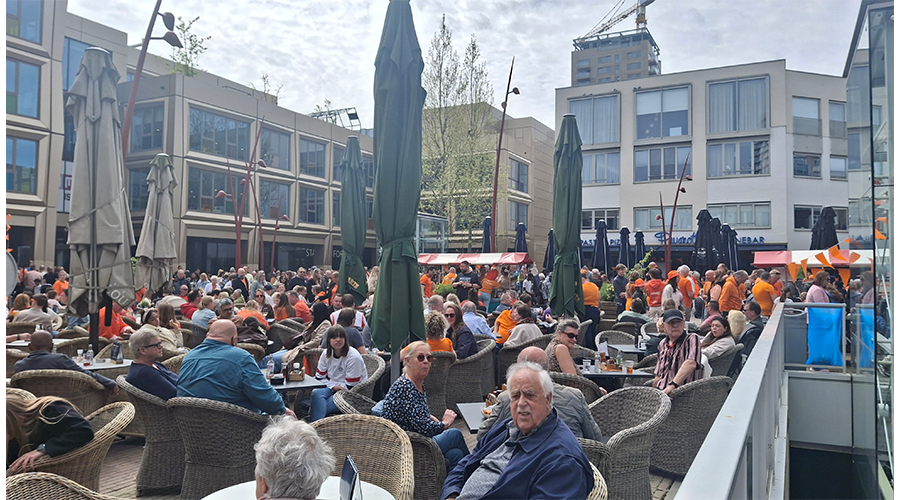 Duizenden genieten van feestelijke Koningsdag in Stadshart Zoetermeer